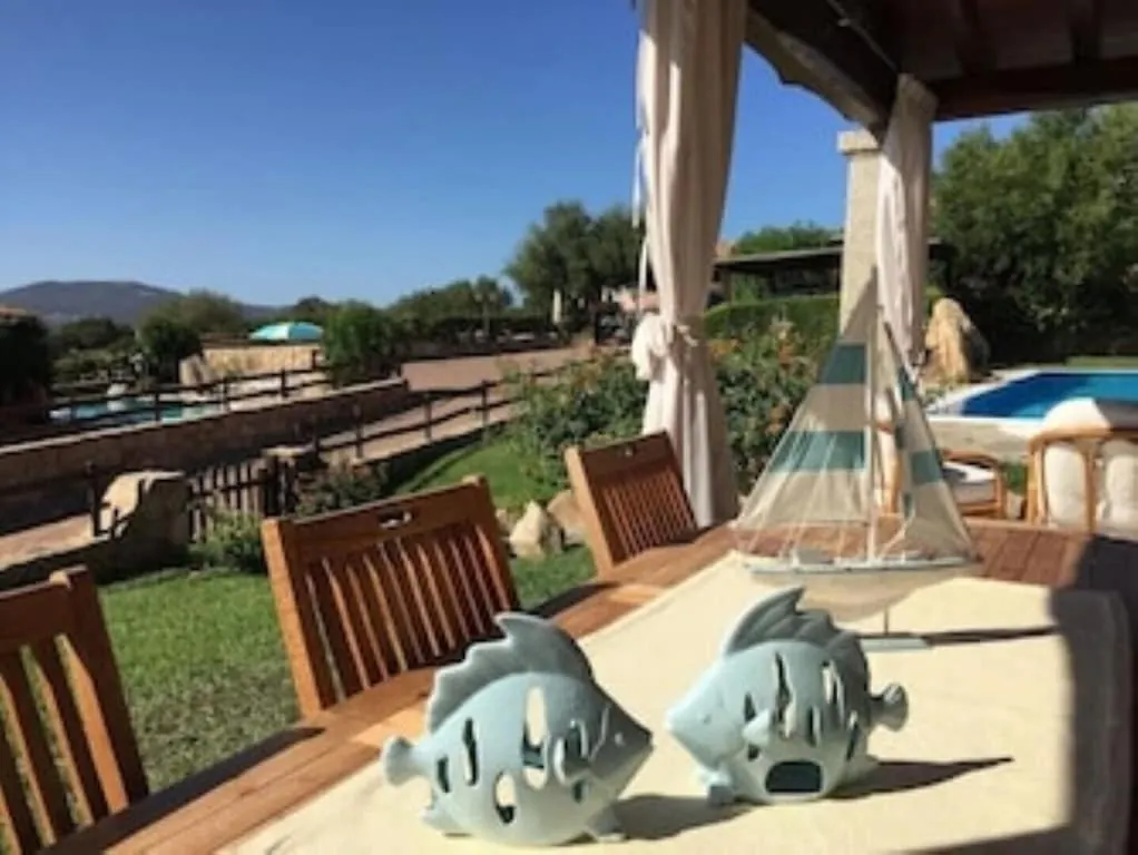 Bellissima Villa Alessandra Grande Piscina Privata Giardino Bq Posto Auto Tanaunella