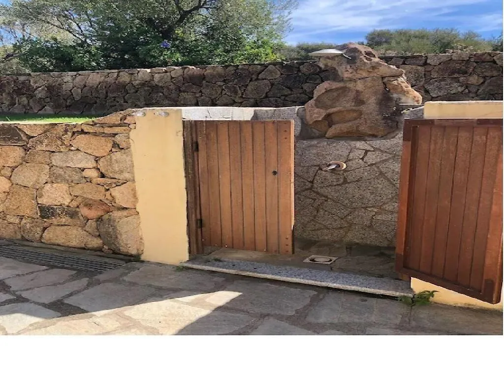 Bellissima Villa Alessandra Grande Piscina Privata Giardino Bq Posto Auto Tanaunella