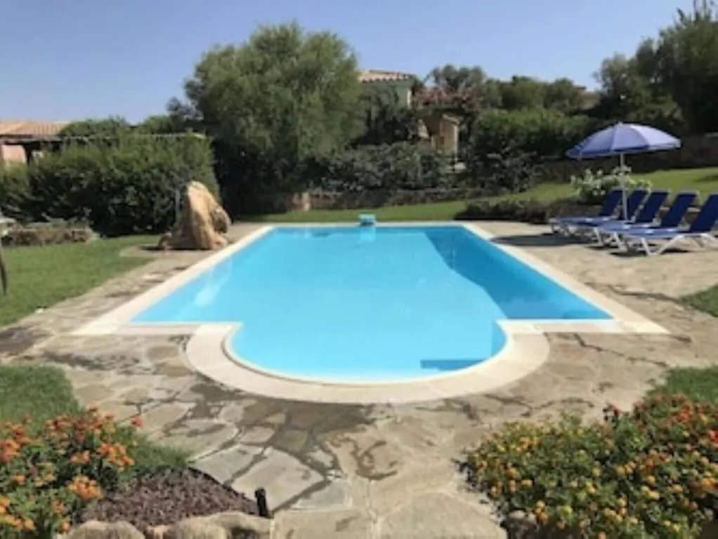Bellissima Villa Alessandra Grande Piscina Privata Giardino Bq Posto Auto Tanaunella