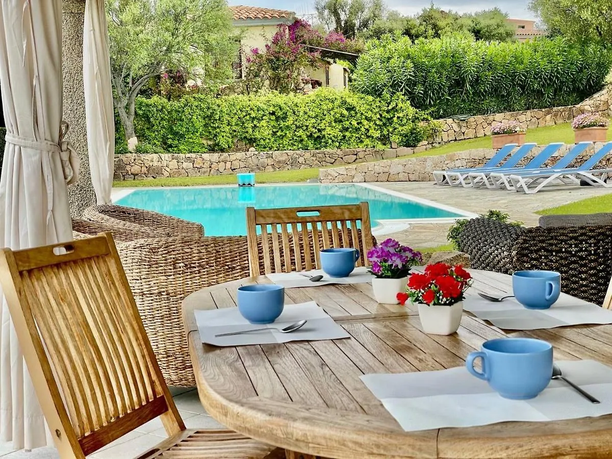 Bellissima Villa Alessandra Grande Piscina Privata Giardino Bq Posto Auto Tanaunella